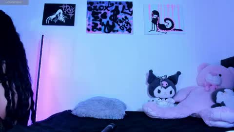 Snapshot of satanbabee_ chatting on 14, 5, 2026 im expecting 300 thumbs up on my altar online show from 14, 5, 2026