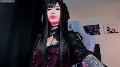 Snapshot of satanbabee_ chatting on 13, 7, 2026 im expecting 300 thumbs up on my altar online show from 13, 7, 2026
