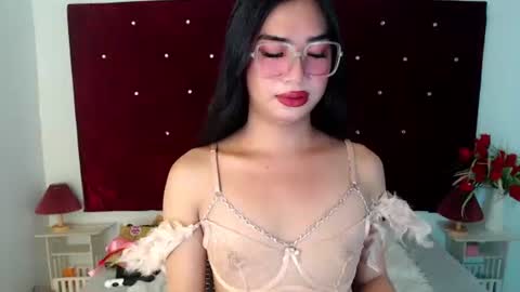 Snapshot of satiable_sashax chatting on 9, 10, 2025 Sasha online show from 9, 10, 2025