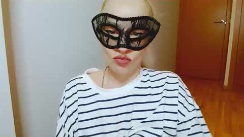 Satinqueen90 online show from 14, 10, 2025