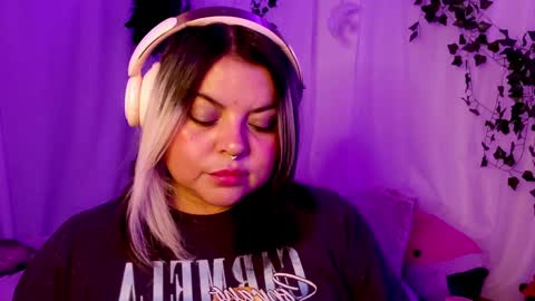 Gina George online show from 7, 12, 2024