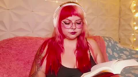 Snapshot of satyn_doll chatting on 5, 7, 2026 Gina George online show from 5, 7, 2026