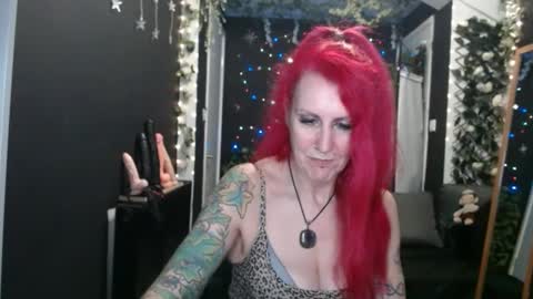 SaucySky online show from 2, 2, 2025