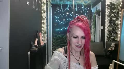 SaucySky online show from 3, 10, 2025