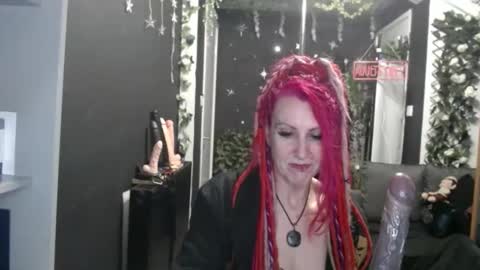 SaucySky online show from 19, 1, 2026