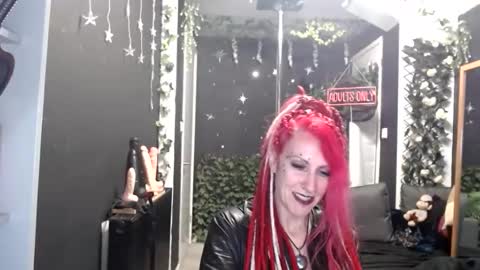 SaucySky online show from 27, 3, 2026