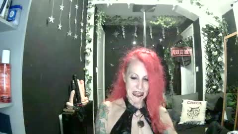 Snapshot of saucysky chatting on 18, 7, 2026 SaucySky online show from 18, 7, 2026