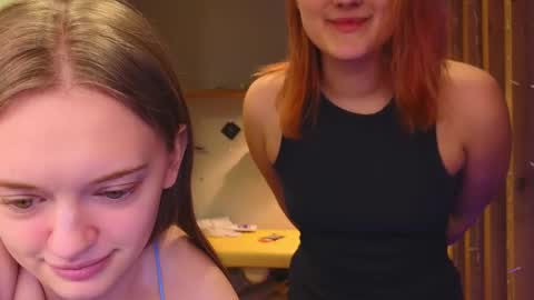 Snapshot of sav_anna chatting on 10, 1, 2025 LUNA and ANNA online show from 10, 1, 2025
