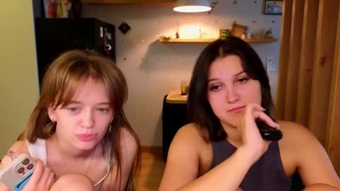 Snapshot of sav_anna chatting on 18, 9, 2025 LUNA and ANNA online show from 18, 9, 2025