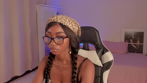 Savannahwildee online show from 5, 12, 2024