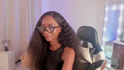 Savannahwildee online show from 13, 1, 2025