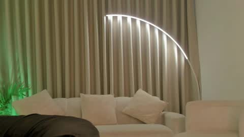 Savannahwildee online show from 20, 9, 2025