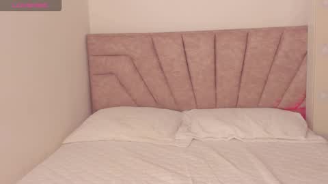 Savannahwildee online show from 14, 11, 2025