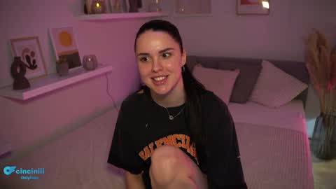 Naomi online show from 5, 2, 2025