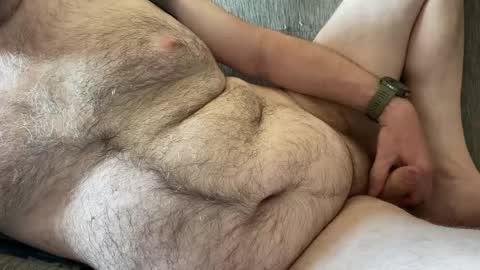 Snapshot of saxbobear chatting on 25, 5, 2026 SaxBoBear online show from 25, 5, 2026