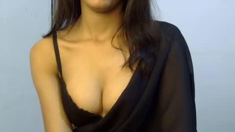 Snapshot of saxee_love chatting on 4, 1, 2025 saxee online show from 4, 1, 2025