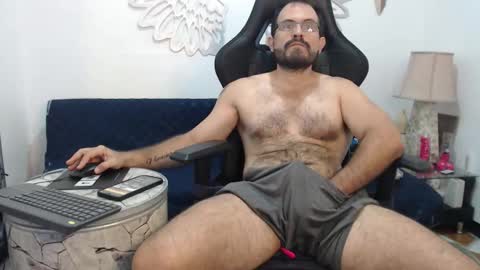 sebastian   muscleman  daddy   the better  latin  lover   online show from 3, 3, 2026