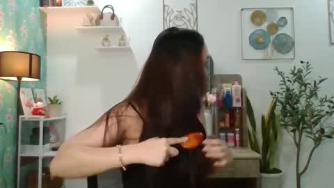 scarlett. online show from 11, 1, 2025