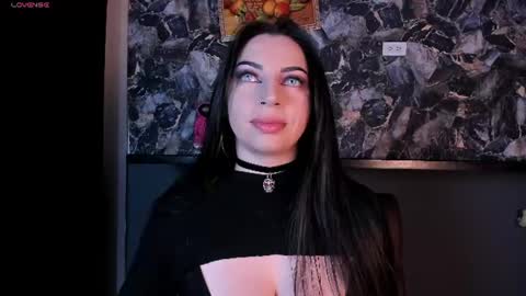 Snapshot of scarlattaa_desire chatting on 15, 7, 2026 SCARLATTA DESIRE online show from 15, 7, 2026
