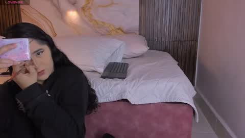 Snapshot of scarlet__rose_ chatting on 27, 6, 2026 scarlet__rose_ online show from 27, 6, 2026