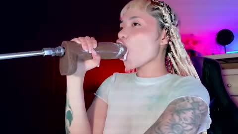 scarlet_gold online show from 17, 1, 2026