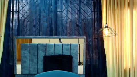 SCARLET MILF online show from 2, 11, 2025