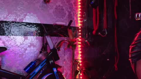 Scarlet online show from 23, 10, 2025