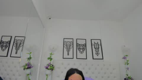 Snapshot of scarlet_stan22 chatting on 5, 2, 2025 Isa online show from 5, 2, 2025