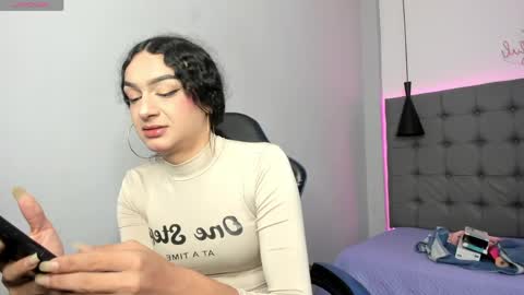 scarlet online show from 24, 5, 2026