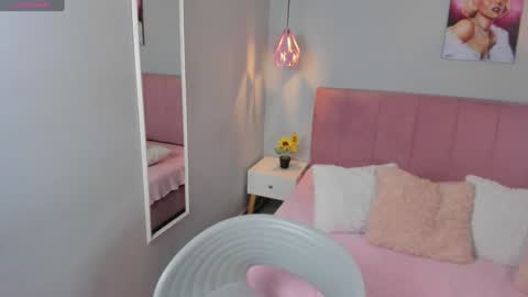 Scarlet  online show from 5, 2, 2025