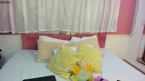 scarlet  online show from 8, 1, 2026