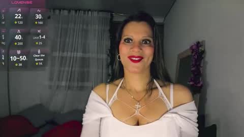 Scarlett online show from 4, 12, 2025