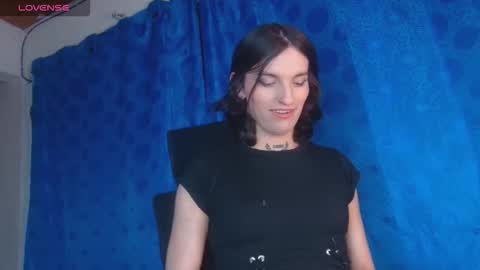 scarlet online show from 24, 10, 2025