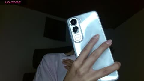 scarlet online show from 23, 4, 2026