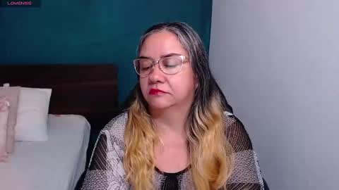 Scarlett  online show from 17, 9, 2025