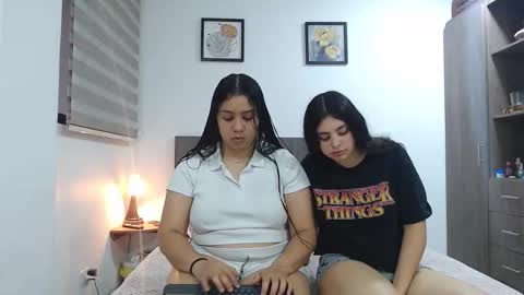 Scarlett and Jazmin online show from 21, 3, 2026