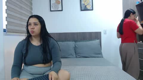 Snapshot of scarlett_evance chatting on 28, 5, 2026 Scarlett and Jazmin online show from 28, 5, 2026