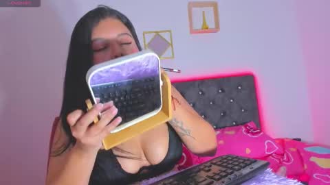 Scarlett  online show from 17, 9, 2025