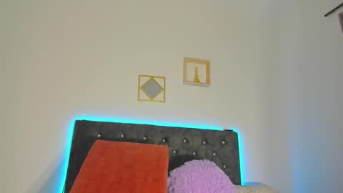 Scarlett  online show from 22, 9, 2025