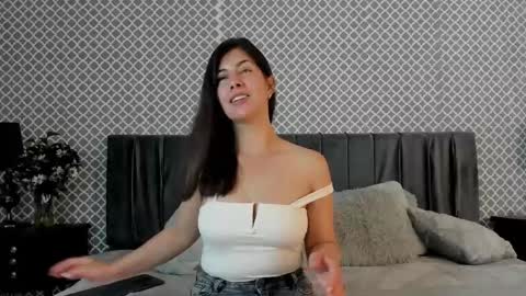 Scarlett online show from 7, 12, 2024