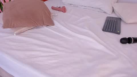 Snapshot of scarlett_morgan_ chatting on 1, 3, 2025 Scarlett Morgan online show from 1, 3, 2025