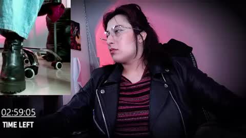 Snapshot of scarlett_sen chatting on 27, 6, 2026 Mistress Scarlett online show from 27, 6, 2026