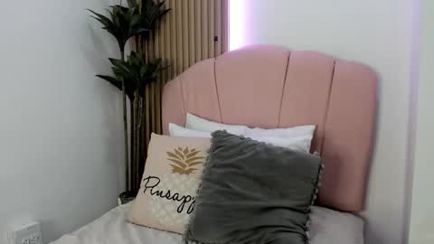 scarlett smith 3 online show from 19, 10, 2025