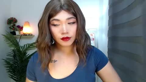    online show from 4, 12, 2025