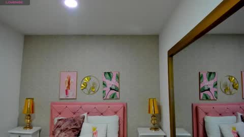 scarlett thompson 7 online show from 6, 2, 2026