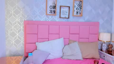 scarlett_vixen7 online show from 19, 12, 2025