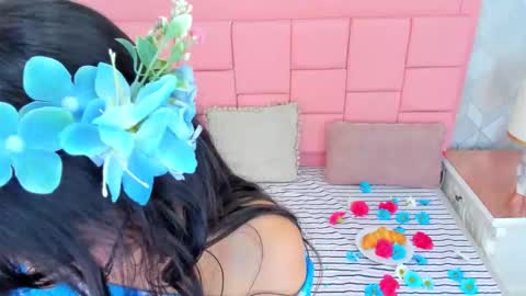 scarlett_vixen7 online show from 14, 1, 2026