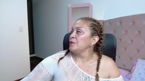 Snapshot of scarlettbooty chatting on 9, 3, 2025 scarlettbooty online show from 9, 3, 2025