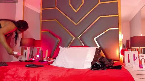 Scarlett Hot online show from 15, 12, 2025