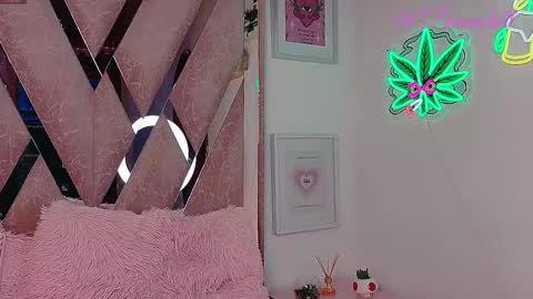 Scarlett  online show from 19, 10, 2025